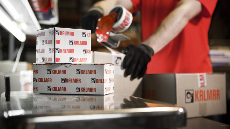 Reservdelar och service