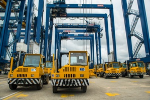 Kalmar RTGs and Kalmar Ottawa terminal tractors