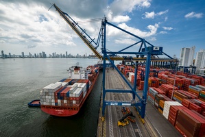 Kalmar ship-to-shore (STS) crane