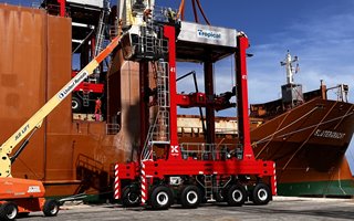 Tropical Shipping takes delivery of new Kalmar Straddle Carriers